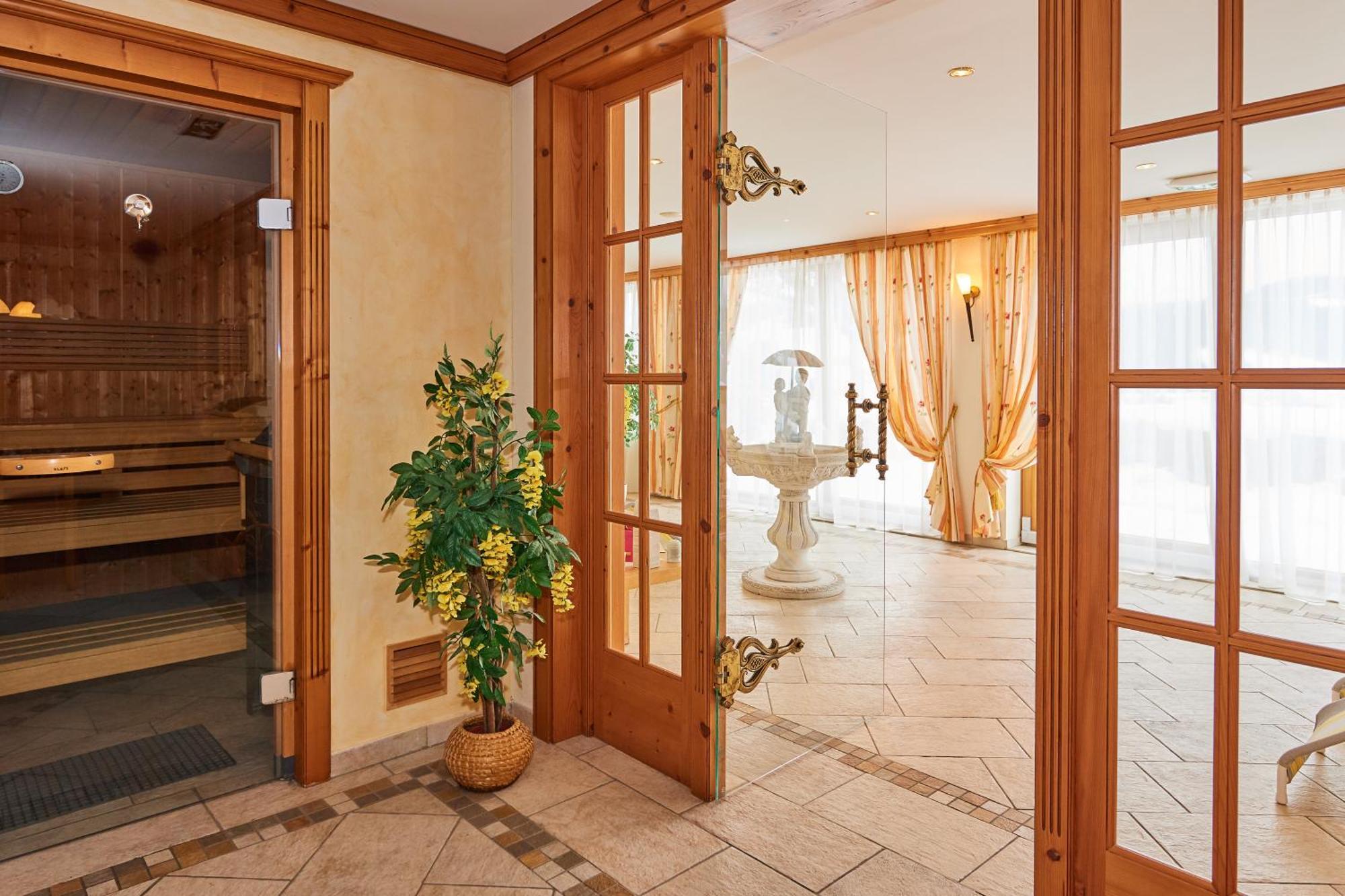 Landhotel Hinteraigengut Флахау Экстерьер фото